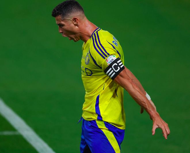 九游正版手游C罗官方宣布比赛规则变更新规，利物浦引发争议！